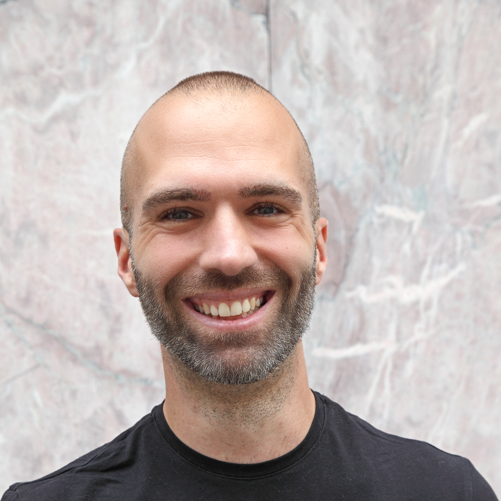 picture of Julien Bigot, French free-lance illustrator specialized in modern design